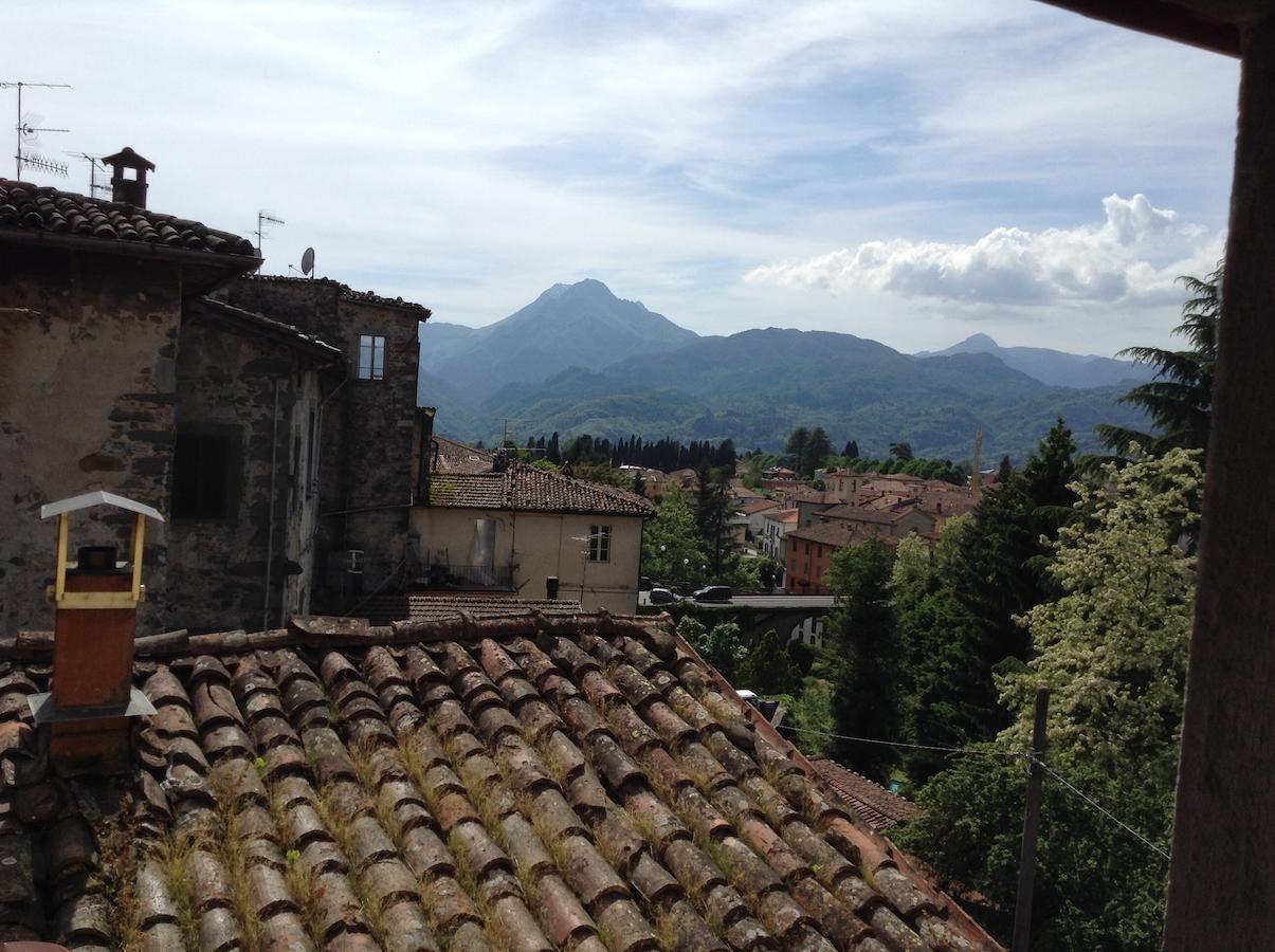 Casa Fontana Tuscany B&B Barga Δωμάτιο φωτογραφία