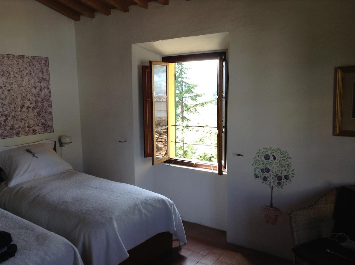 Casa Fontana Tuscany B&B Barga Δωμάτιο φωτογραφία